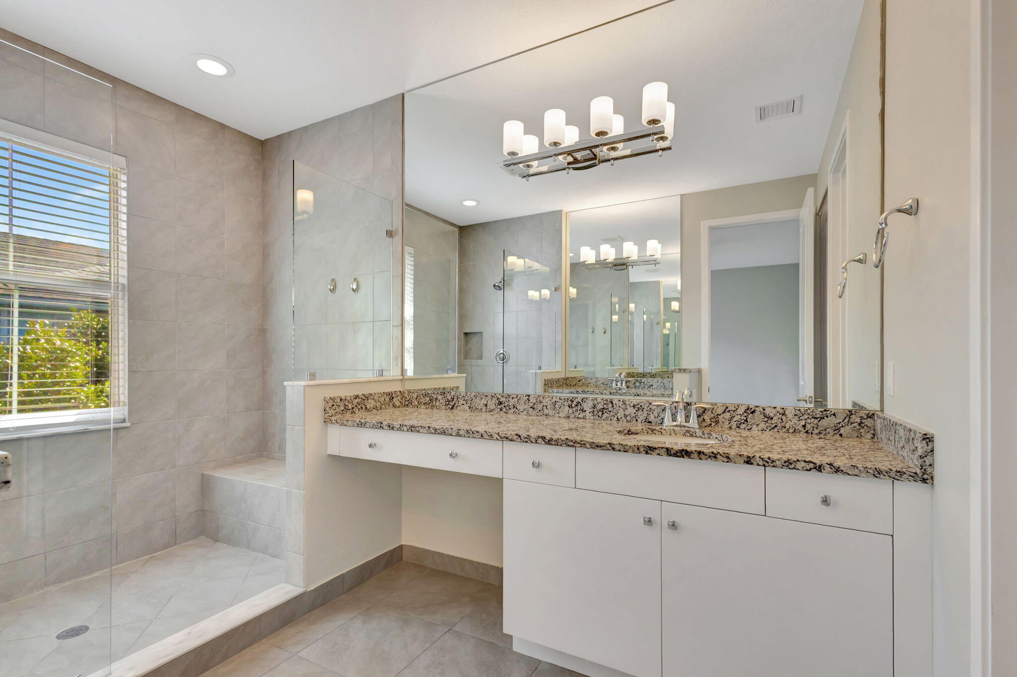 4924 Pointe Midtown Way, Unit 21 Palm Beach Gardens, FL 33418 - Photo 29 of 69 30-web-or-mls-5D1A2351