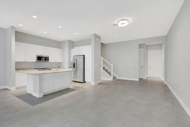 $4,350 | 4924 Pointe Midtown Way, Unit 21, Palm Beach Gardens, FL 33418