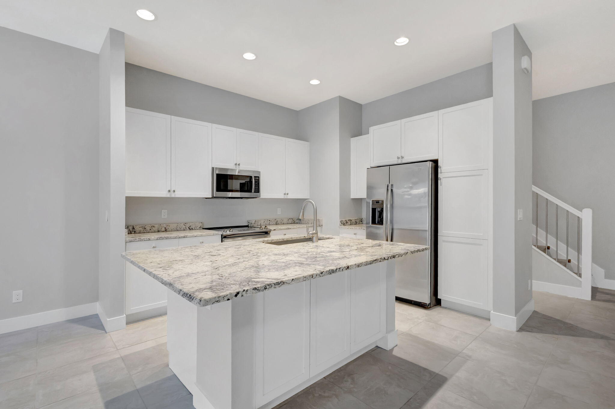 4924 Pointe Midtown Way, Unit 21 Palm Beach Gardens, FL 33418 - Photo 8 of 69 10-web-or-mls-5D1A2231