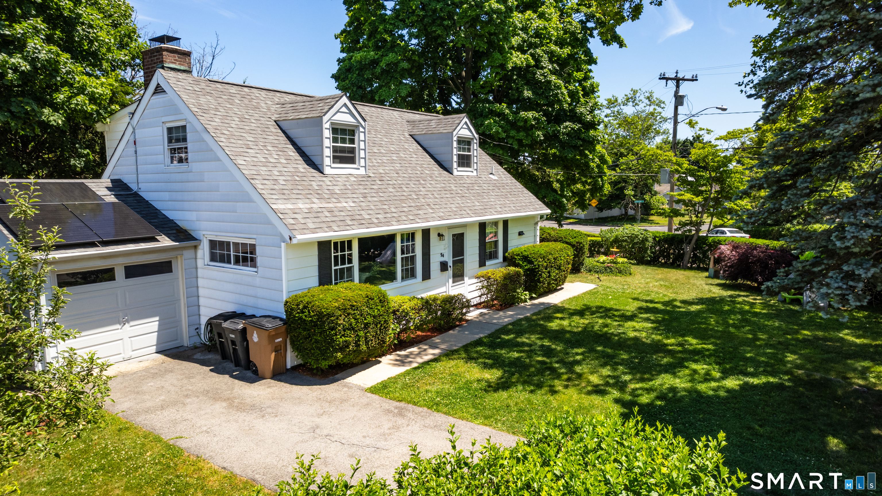 94 Mathews Street Stamford, CT 06902 - Photo 2 of 39