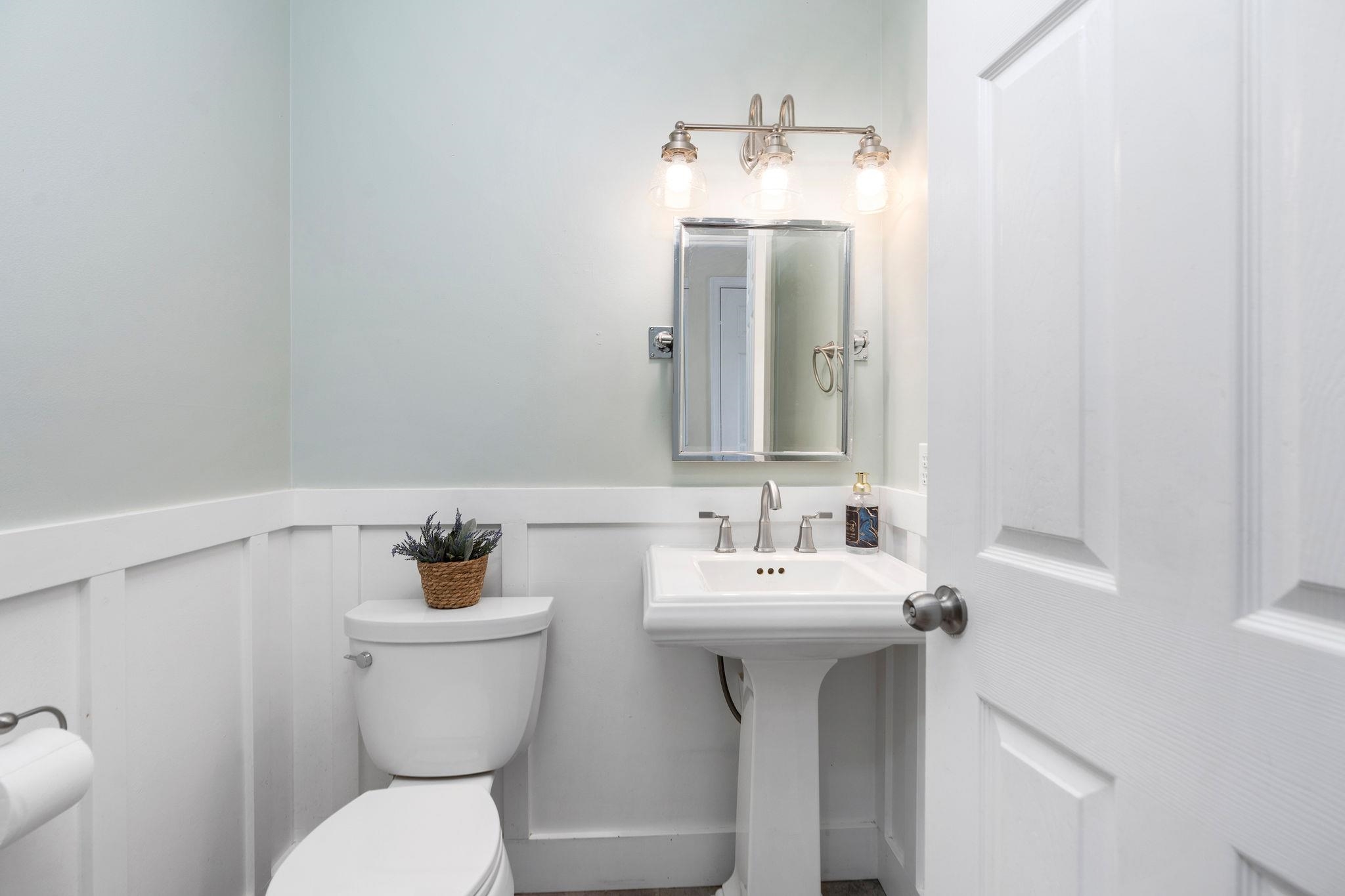1632 Chatham Road Waynesboro, VA 22980 - Photo 25 of 65 Gallery Image 25