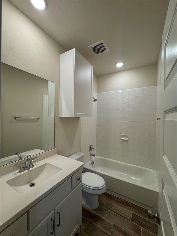 504 Evergreen Road Little Elm, TX 76227 - Photo 16 of 24 Bathroom 2
