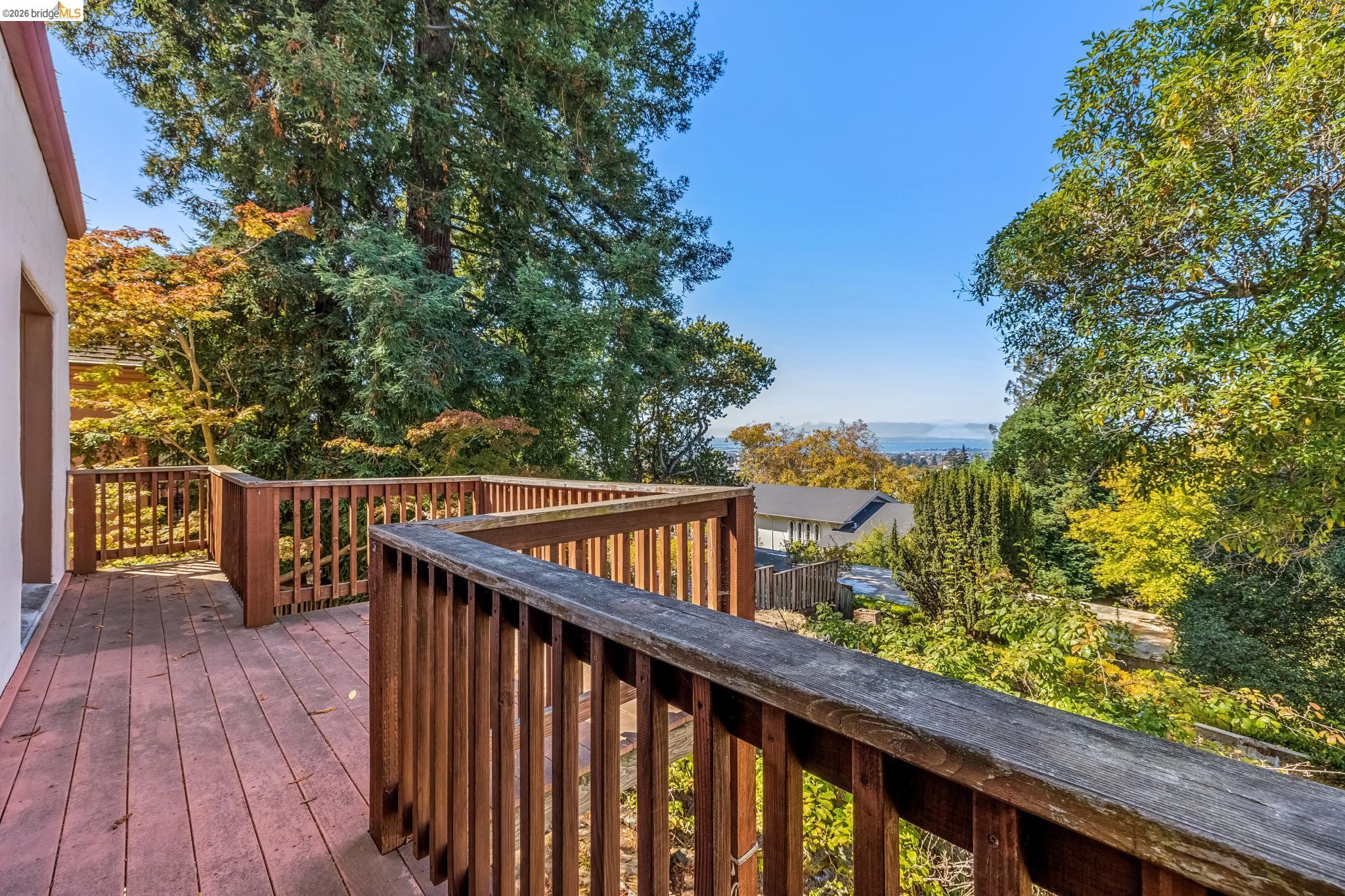 1466 Scenic Avenue Berkeley, CA 94708 - Photo 25 of 41 Gallery Image 25