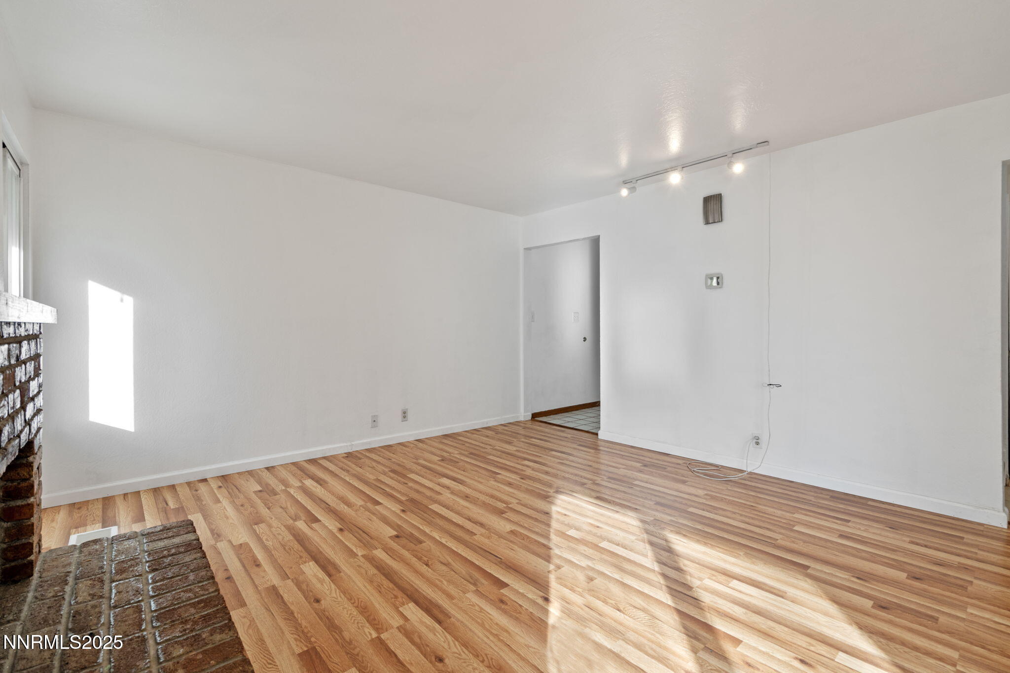 1889 Merchant Street Sparks, NV 89431 - Photo 5 of 28 a view of an empty room