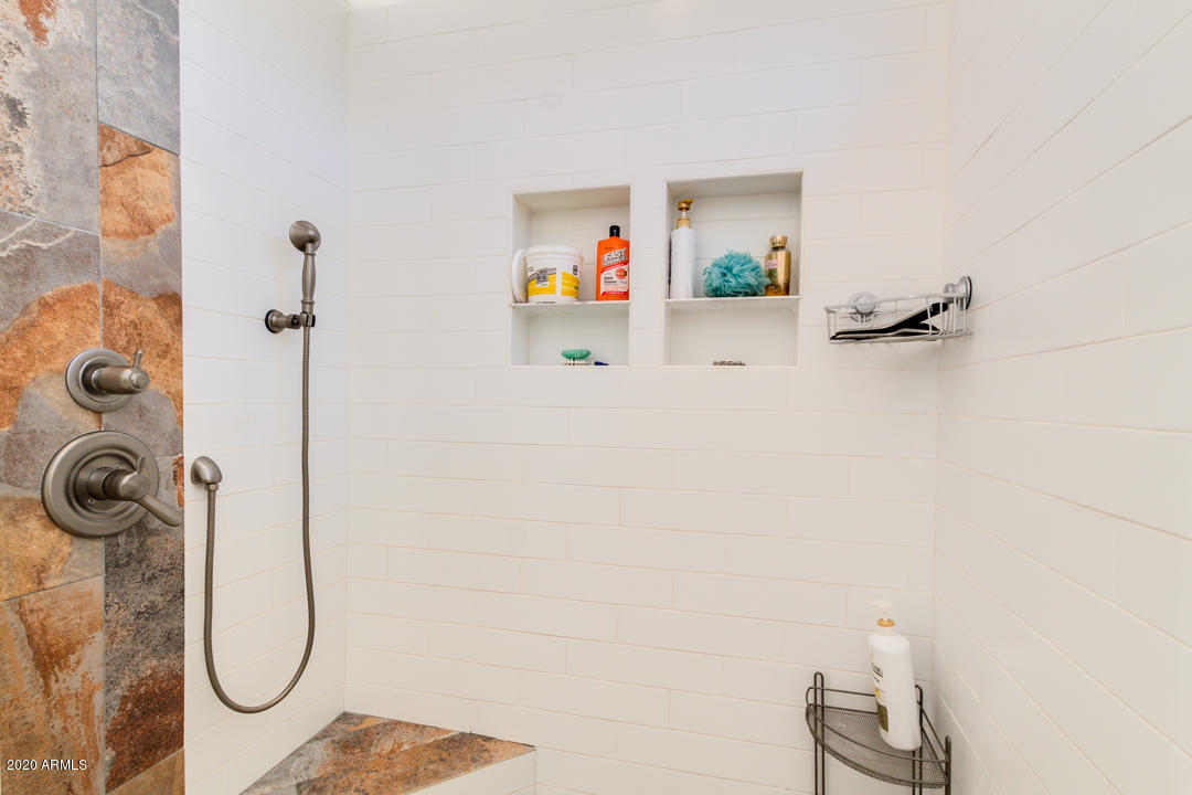 2075 South Geronimo Road Apache Junction, AZ 85119 - Photo 35 of 72 Master Bath