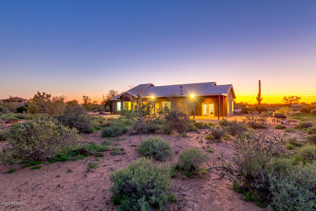 2075 South Geronimo Road Apache Junction, AZ 85119 - Photo 9 of 72 Back