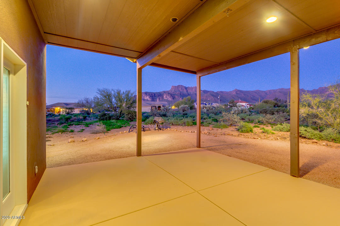 2075 South Geronimo Road Apache Junction, AZ 85119 - Photo 10 of 72 Patio