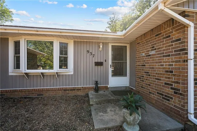 $204,900 | 937 Circle Drive, Independence, KS 67301