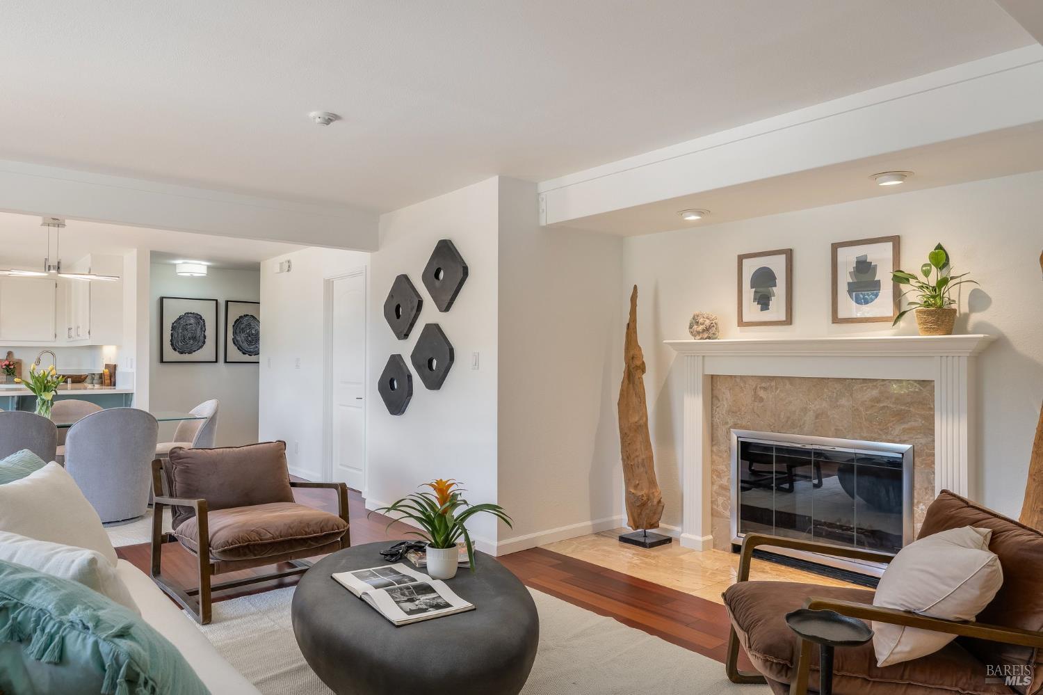70 Stanford Way Sausalito, CA 94965 - Photo 9 of 55