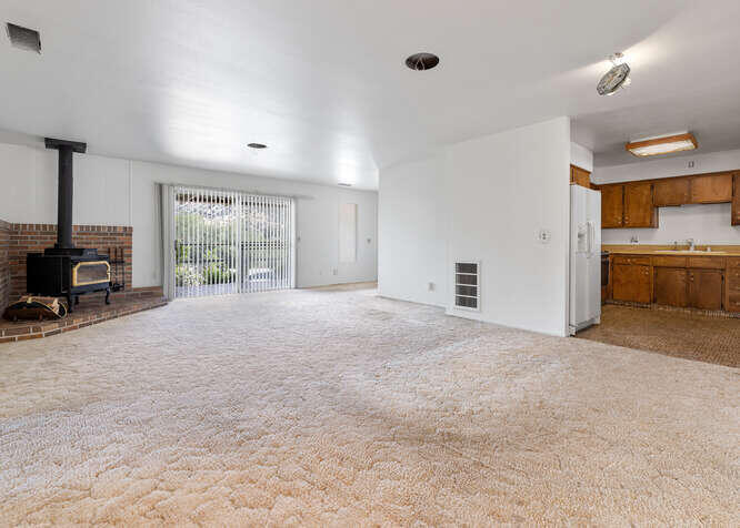 43786 Oak Drive Three Rivers, CA 93271 - Photo 8 of 47 1D7A3213-003-017-666x476