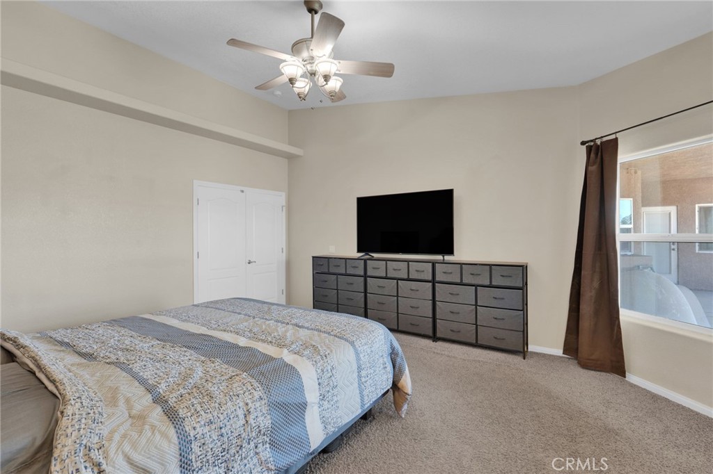 7435 Solano Road Phelan, CA 92371 - Photo 15 of 65