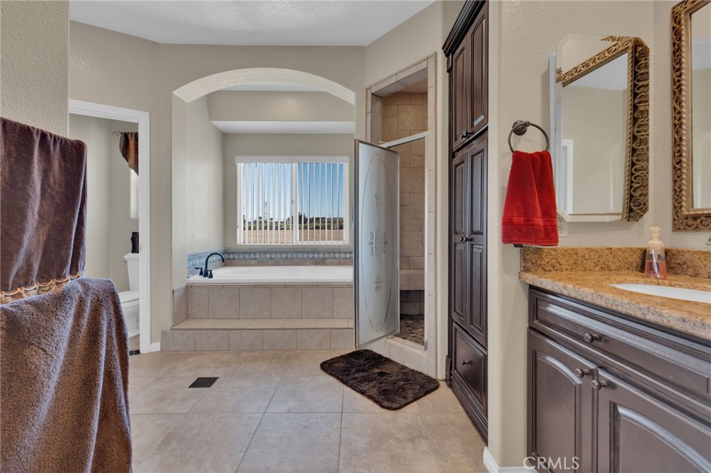 7435 Solano Road Phelan, CA 92371 - Photo 17 of 65