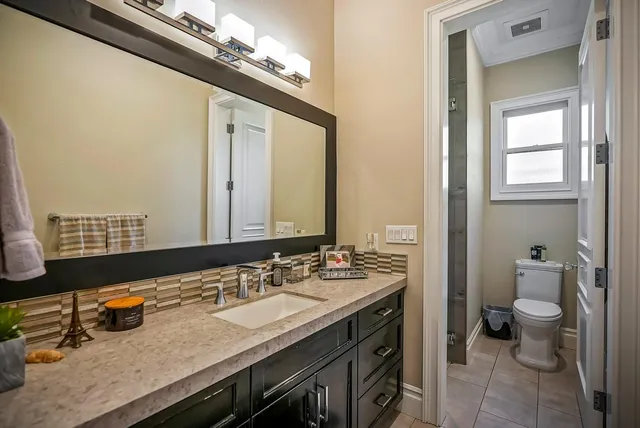 a view of outside space yard and lake view