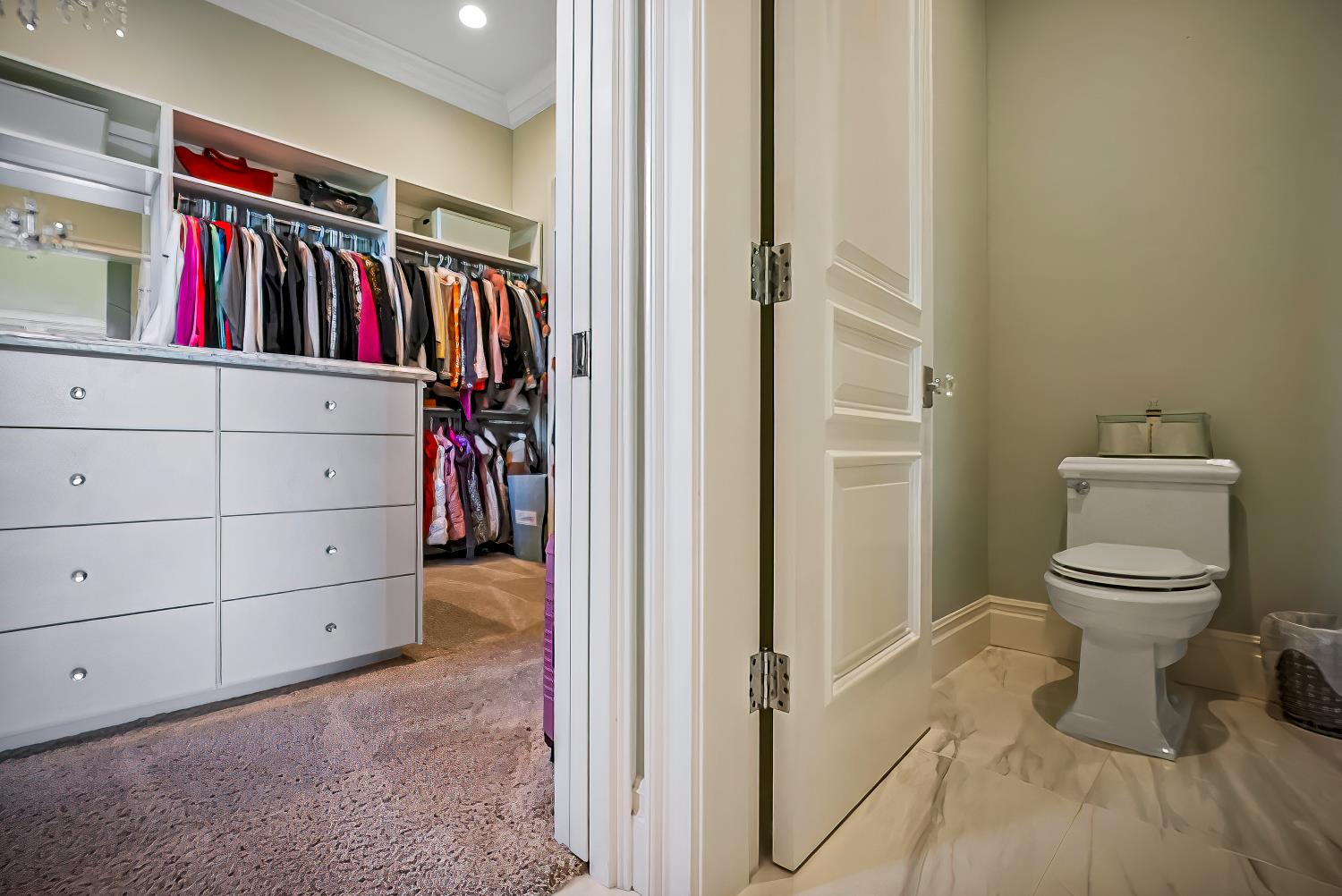 22215 Devries Road Lodi, CA 95242 - Photo 60 of 99 a view of a walk in closet