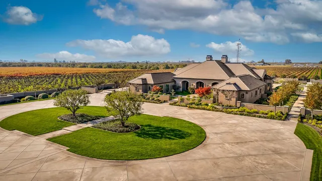 $3,790,000 | 22215 Devries Road, Lodi, CA 95242
