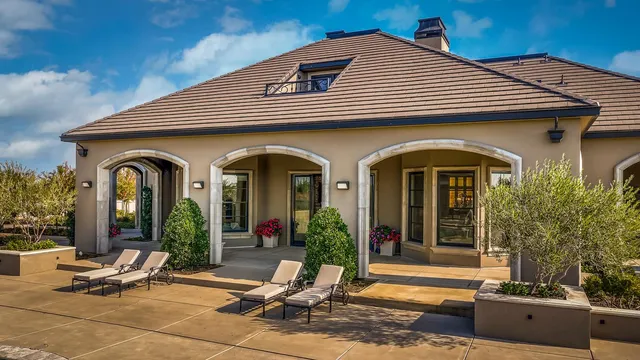 $3,790,000 | 22215 Devries Road, Lodi, CA 95242