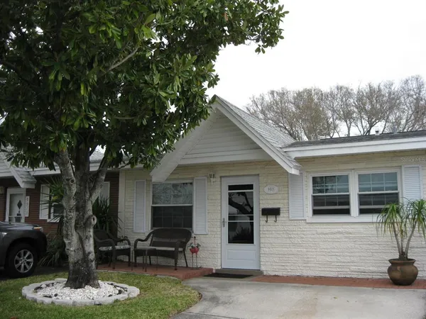 $1,700 | 9911 Dahlia Street, Unit 38, Pinellas Park, FL 33782