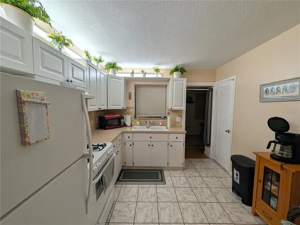 $1,700 | 9911 Dahlia Street, Unit 38, Pinellas Park, FL 33782