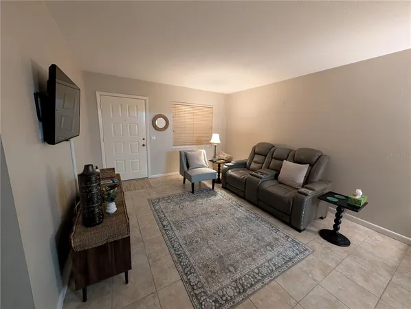 $1,700 | 9911 Dahlia Street, Unit 38, Pinellas Park, FL 33782