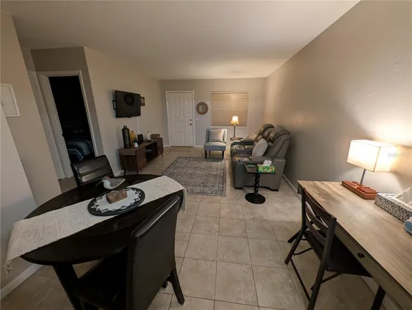 $1,700 | 9911 Dahlia Street, Unit 38, Pinellas Park, FL 33782