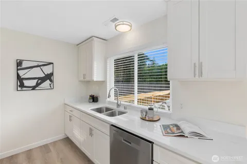 $675,000 | 14009 145th Avenue Southeast, Renton, WA 98059