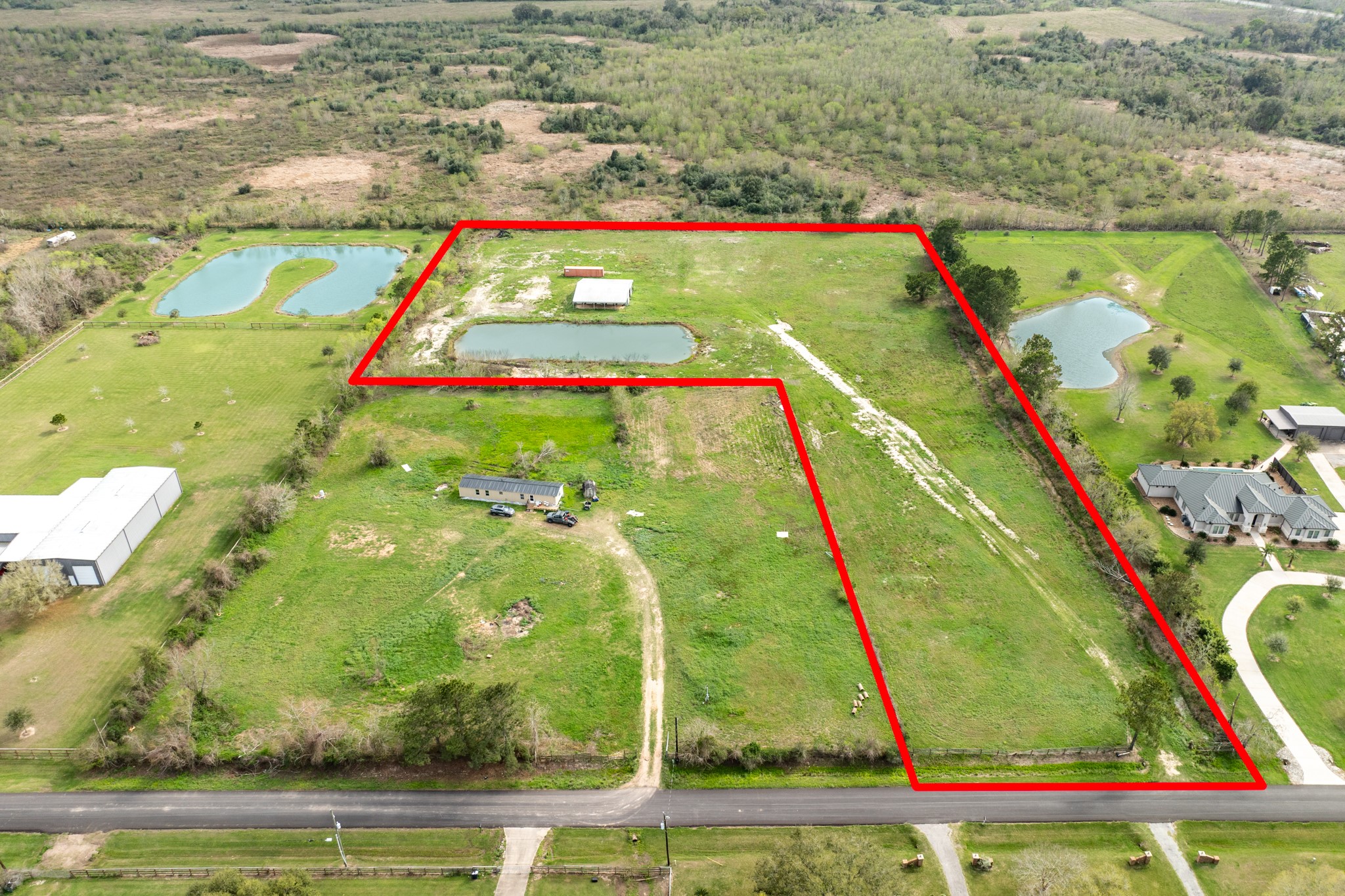 31 County Road 533 Angleton, TX 77515 - Photo 3 of 12