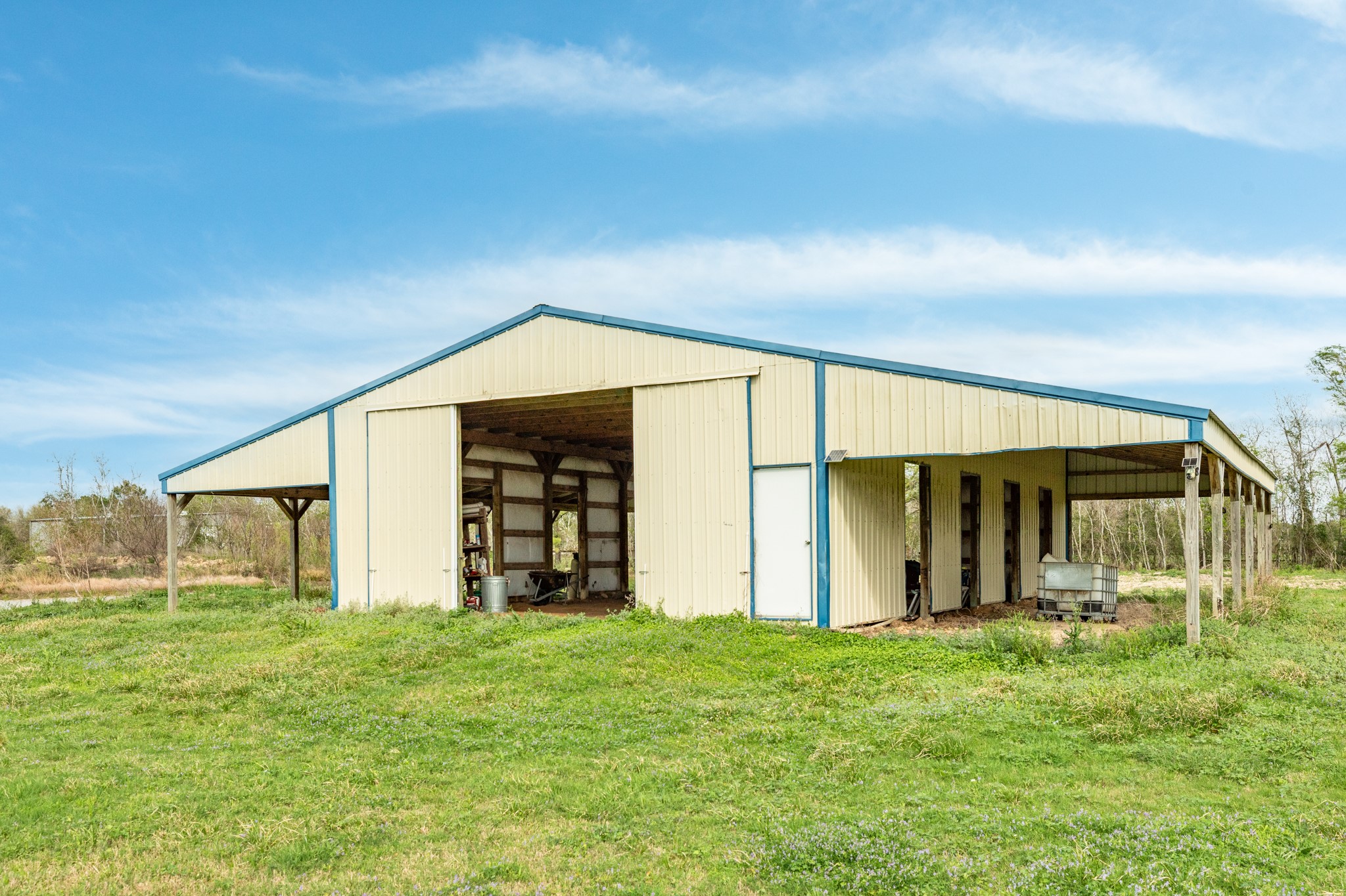 31 County Road 533 Angleton, TX 77515 - Photo 9 of 12