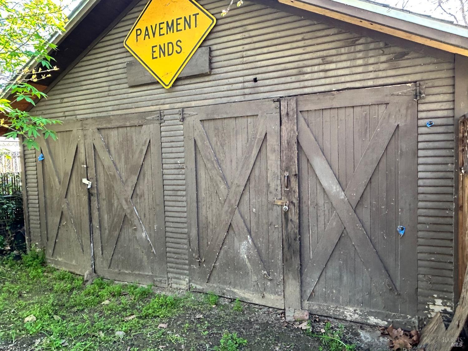 161 Cherry Street Ukiah, CA 95482 - Photo 38 of 39 a sign that is on the wooden wall