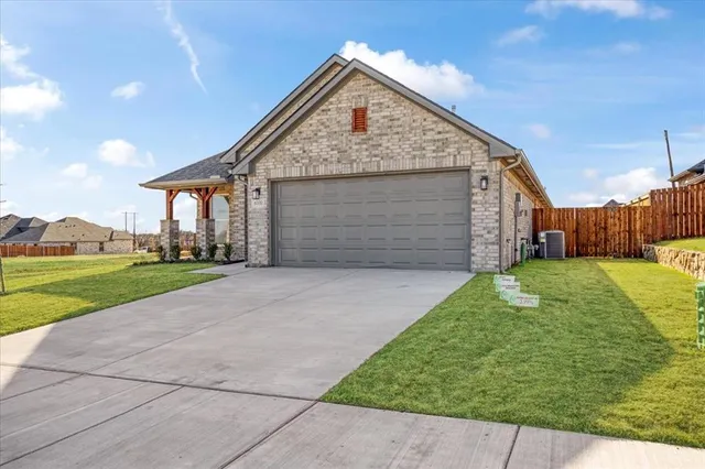 $349,900 | 4300 Hummingbird Drive, Sherman, TX 75092