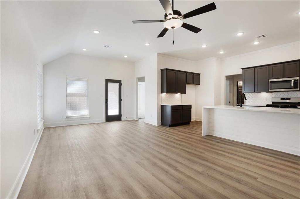 4300 Hummingbird Drive Sherman, TX 75092 - Photo 4 of 25