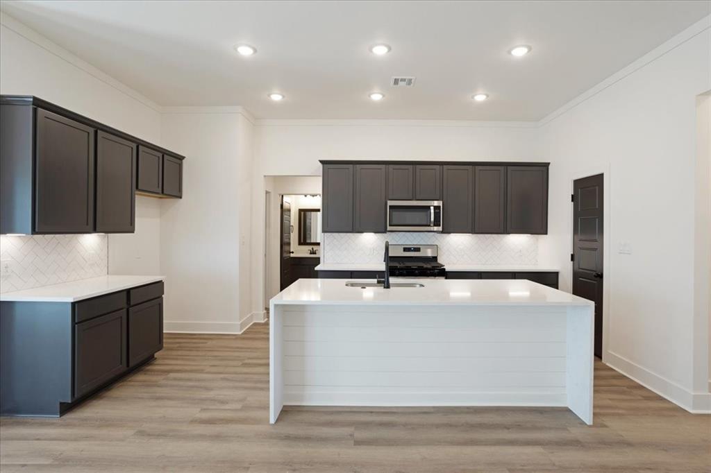 4300 Hummingbird Drive Sherman, TX 75092 - Photo 8 of 25