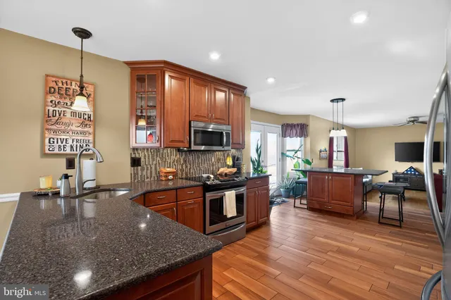 $499,900 | 5 Charcoal Court, Newark, DE 19702