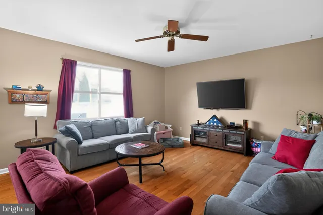 $499,900 | 5 Charcoal Court, Newark, DE 19702