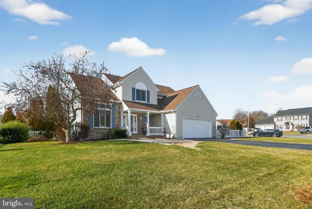 $499,900 | 5 Charcoal Court, Newark, DE 19702