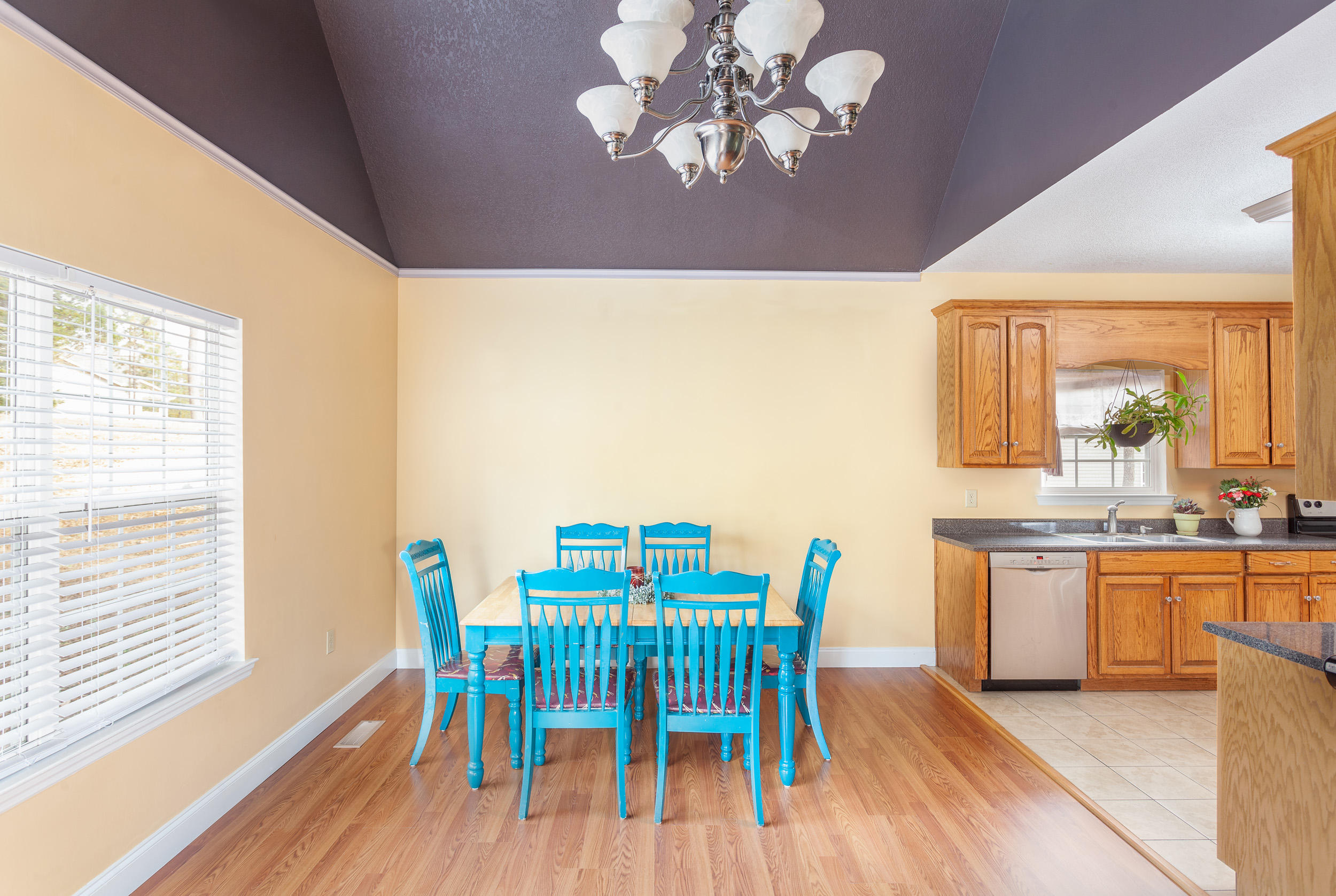422 William Way Cleveland, TN 37323 - Photo 3 of 13 422 Williams_Dining_Choice Homes