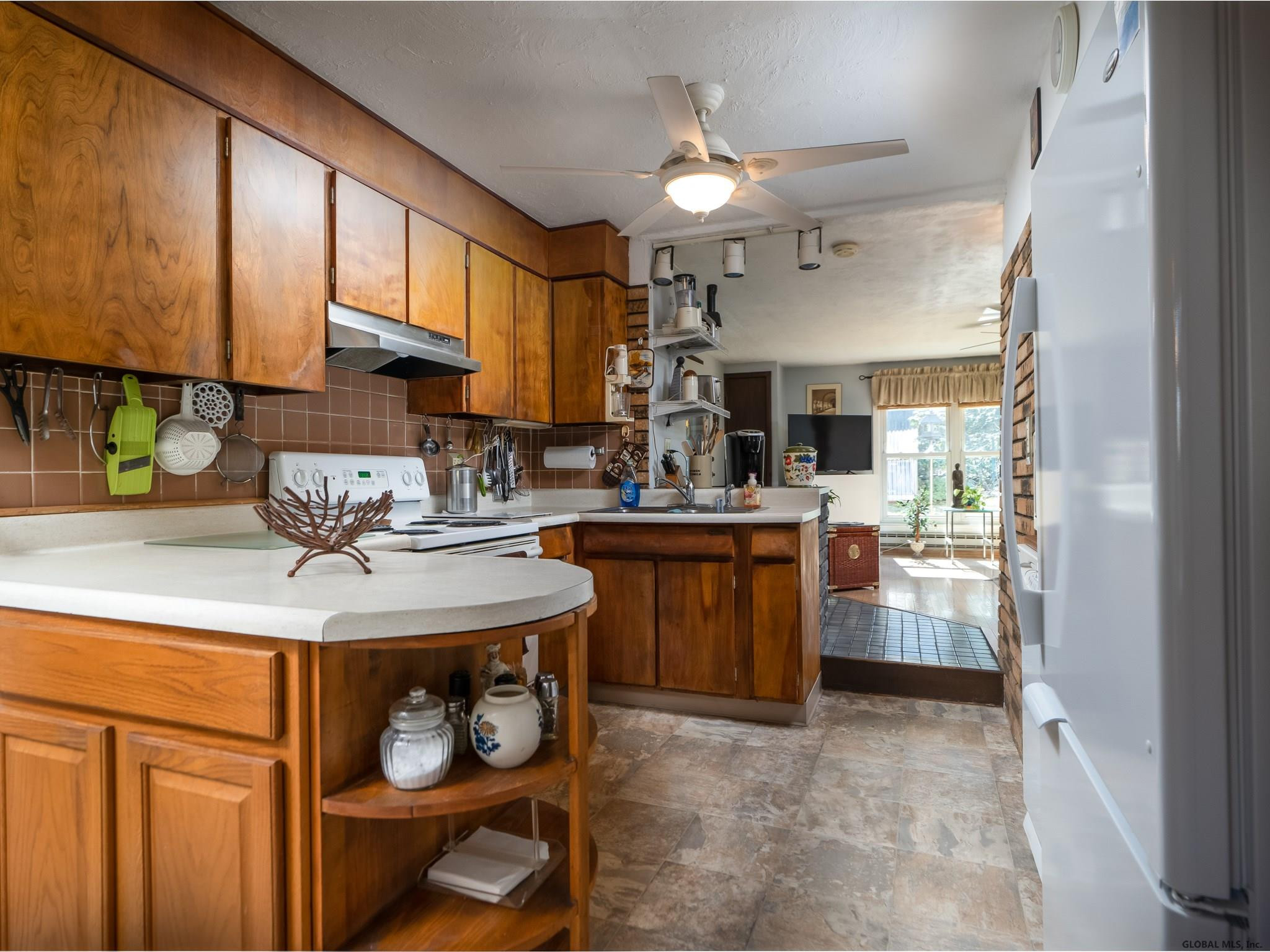 26 Parker Road Bethlehem, NY 12158 - Photo 13 of 38 Photo 13