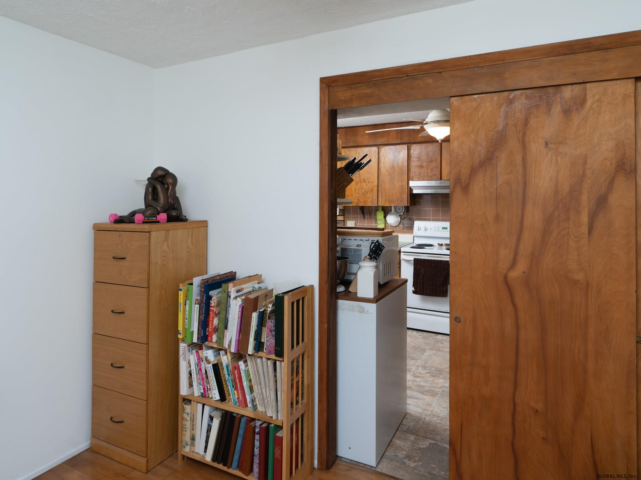 26 Parker Road Bethlehem, NY 12158 - Photo 19 of 38 Photo 19