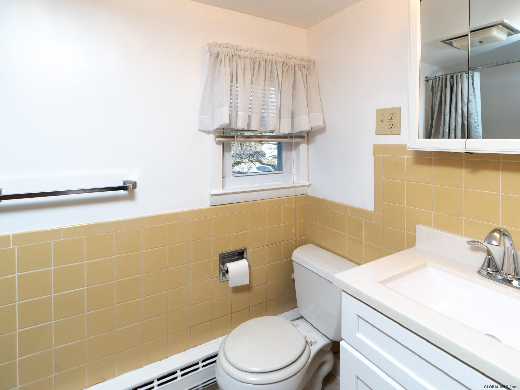 26 Parker Road Bethlehem, NY 12158 - Photo 30 of 38 Photo 30