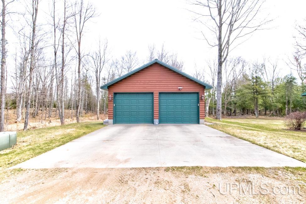 14281 Evergreen Road Rock, MI 49880 - Photo 43 of 78