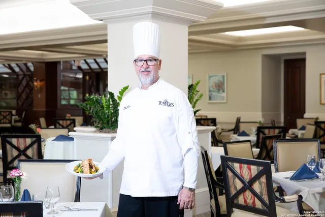 $140,000 | 1 Towers Park Lane, Unit 2107, San Antonio, TX 78209