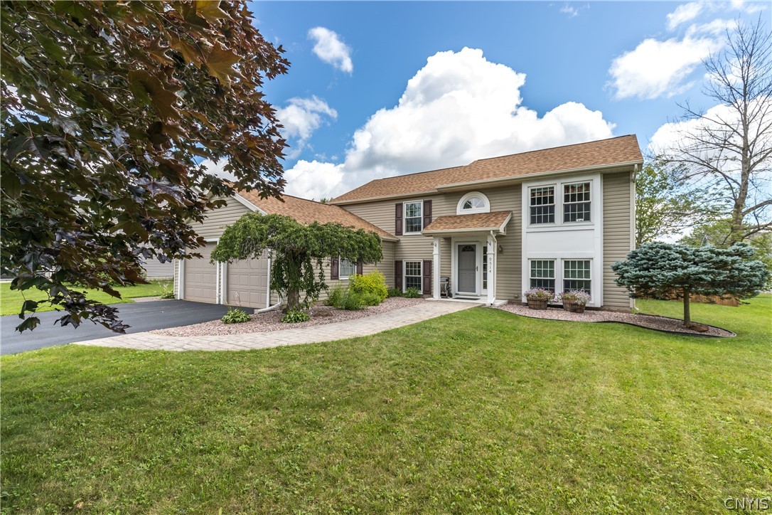 9514 North Woodlawn Drive, Brewerton, NY 13029 Compass