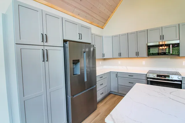 $815,000 | 11 Snow Cap Lane, Bethel, ME 04217