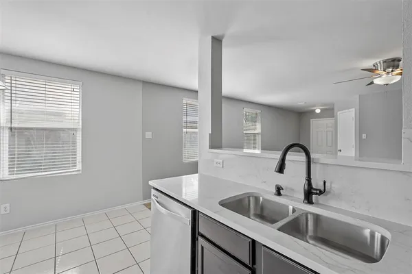$2,050 | 3078 Limestone Hill Lane, Rockwall, TX 75032