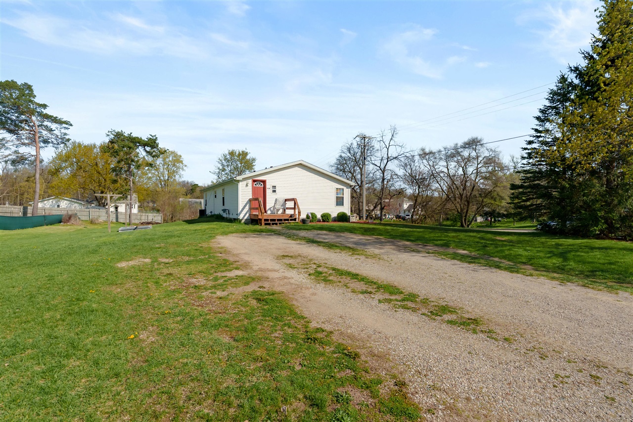 104 Seneca Street Decatur, MI 49045 - Photo 26 of 35
