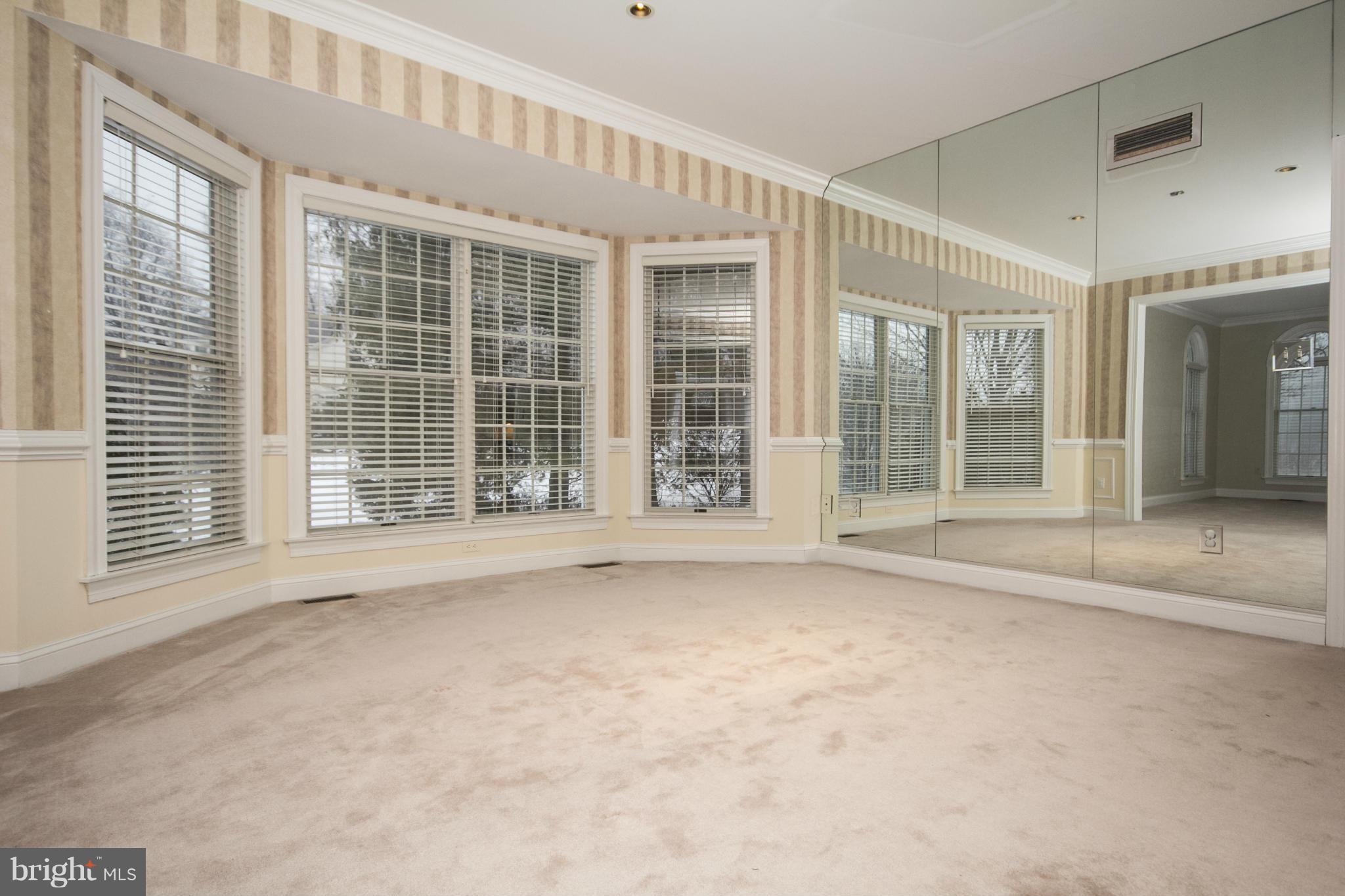 3616 Jackson Cabin Road Phoenix, MD 21131 - Photo 8 of 28 a view of an empty room with a window
