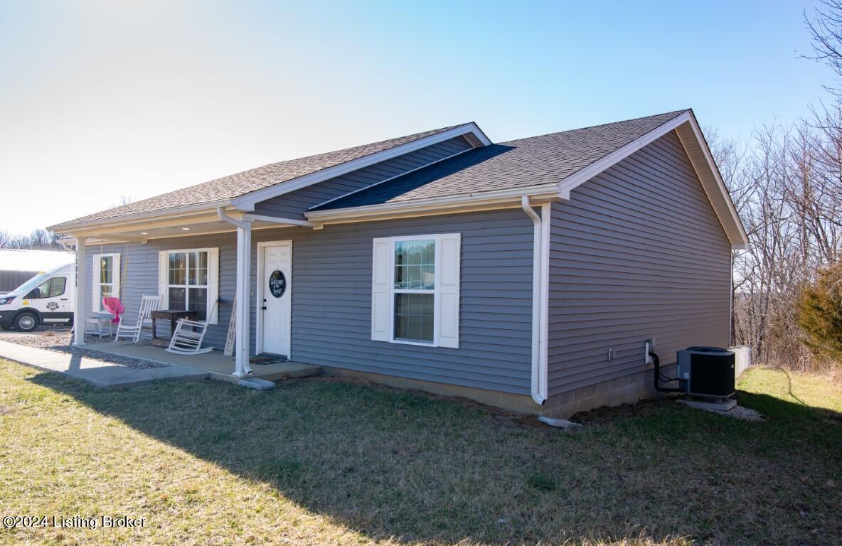 12055 Salt River Road Eastview, KY 42732 - Photo 3 of 29 12055 Salt River Rd-8