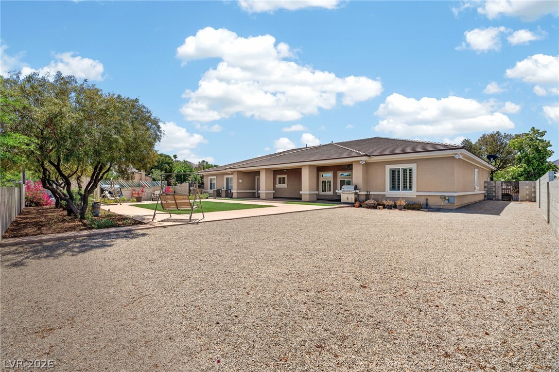1640 Rocking Horse Drive Henderson, NV 89002 - Photo 53 of 88