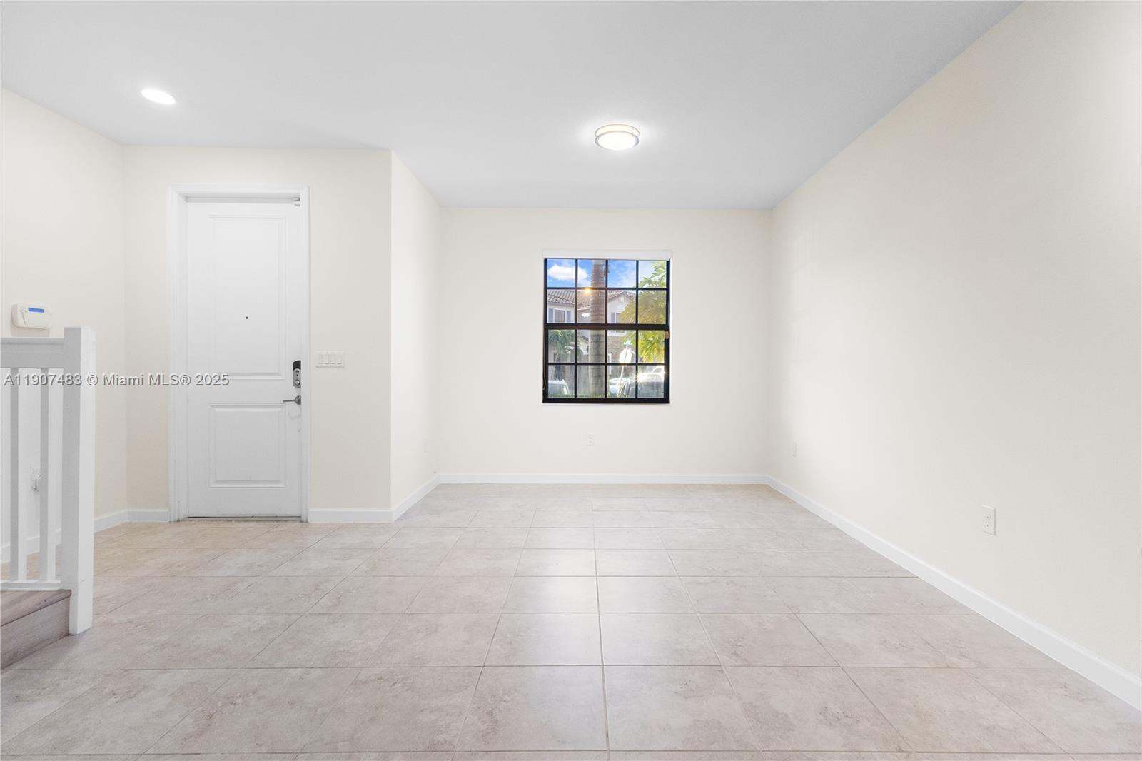 15081 Southwest 113th Terrace Miami, FL 33196 - Photo 4 of 40