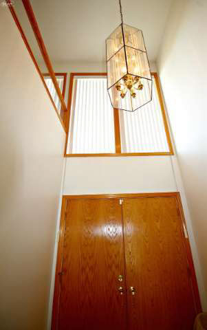 8152 Elms Road Flushing, MI 48433 - Photo 4 of 20 20457602-3.JPG