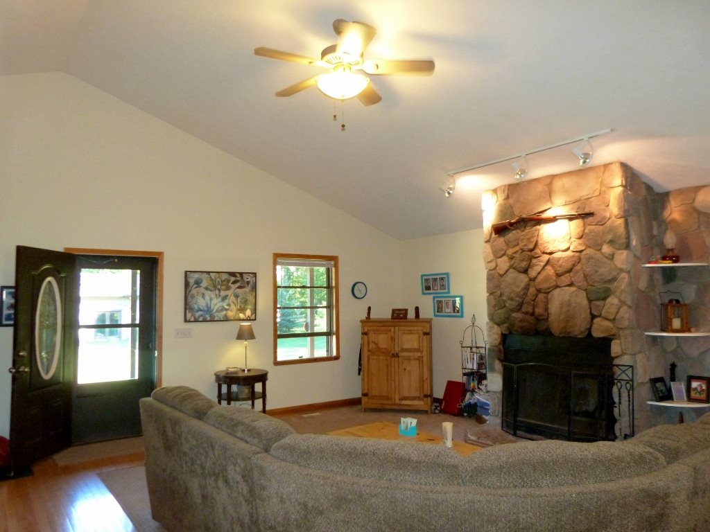 14699 Homestead Road Thompsonville, MI 49683 - Photo 9 of 28 1823310-8.JPG
